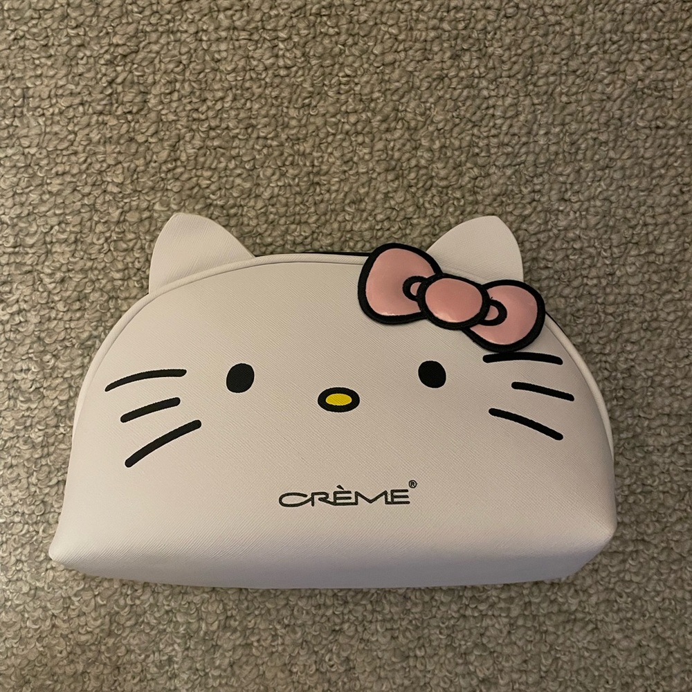 Hello Kitty White and Pink Cosmetic Bag
